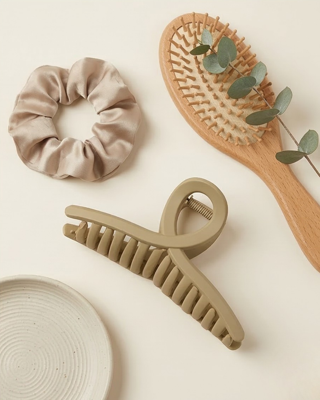 Large Matte Infinity Twist Hair Clip - Image 2